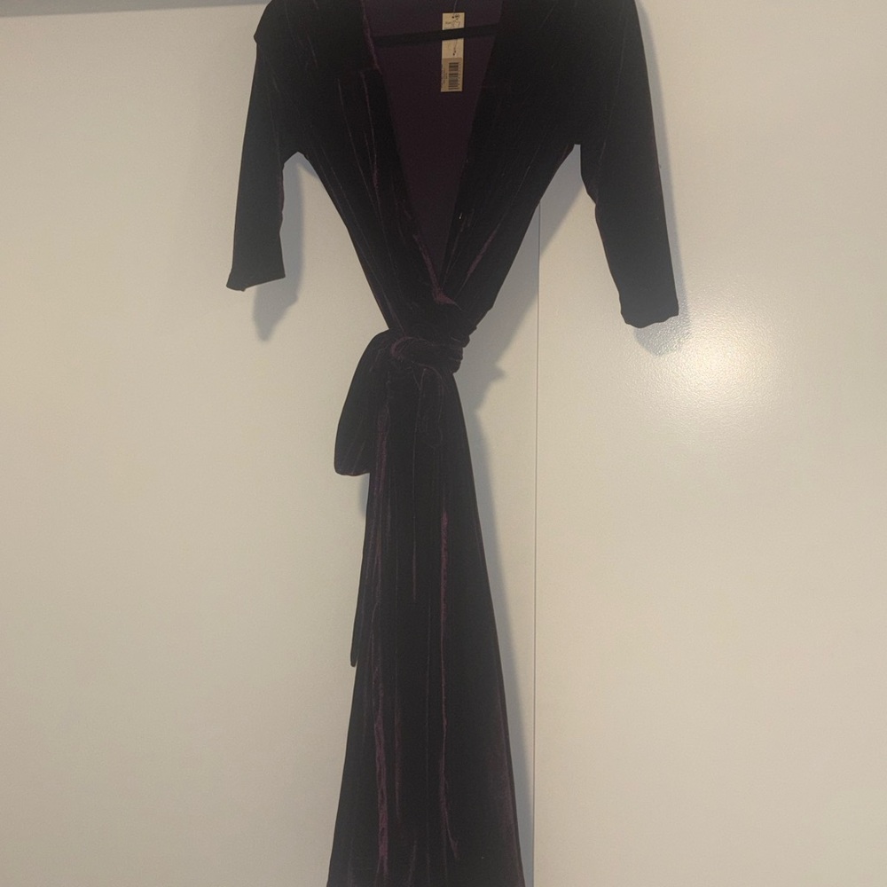 Unique Vintage Purple Wrap Robe Intimates